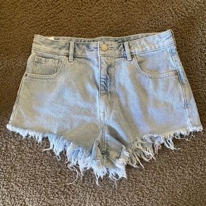 PACSUN light blue jean shorts size- 28